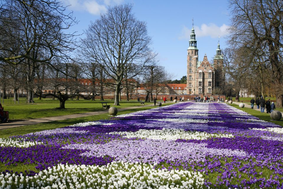 Copenhagen: 3-Hour City Tour With Rosenborg Castle Ticket - Languages Available