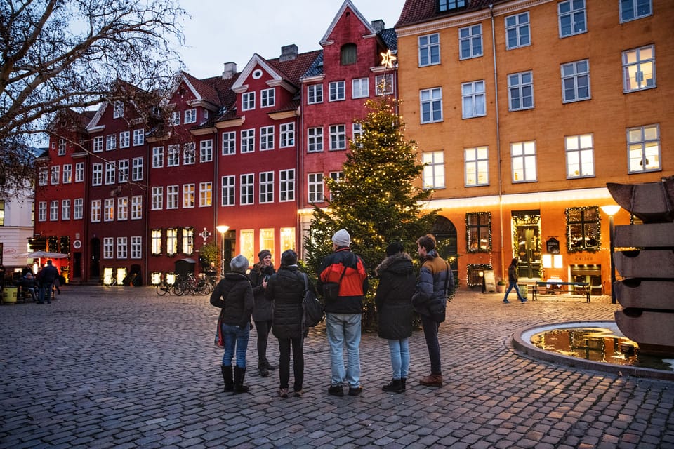 Copenhagen: Christmas Walking Tour With Treats and Drinks - What to Bring Along