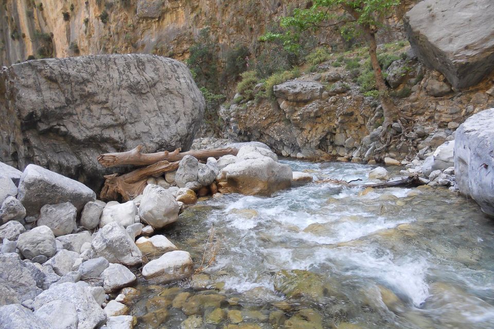 Crete: Samaria Gorge Hiking With Transfer and Expert Escort - Booking Information