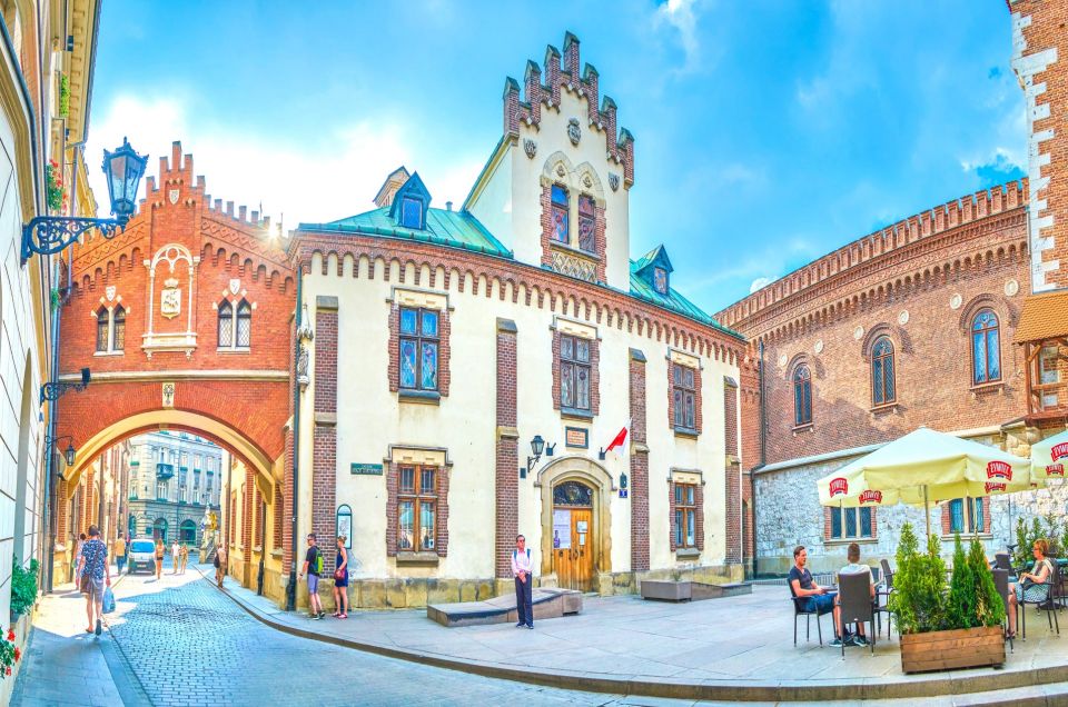 Czartoryski Palace Museum Tickets and Krakow Old Town Tour - Booking Process