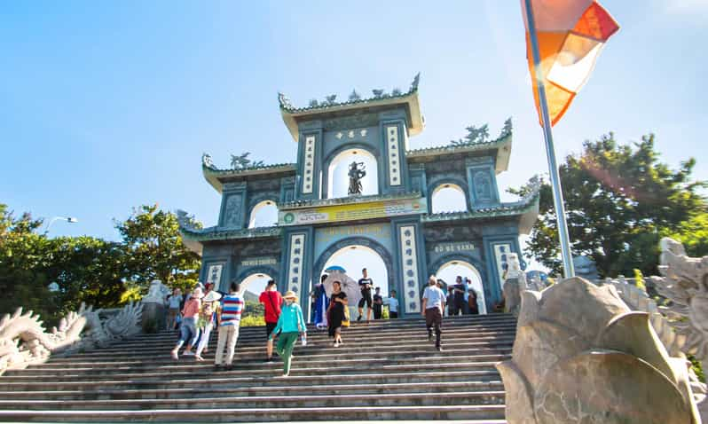 Da Nang: Small Group Half-Day City Sightseeing Tour - Group Size and Language