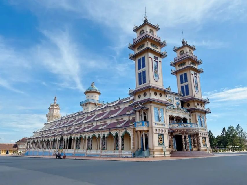 Daily Tour Cao Dai Temple - Ba Den Mountain (Van Son Top) - Booking Information