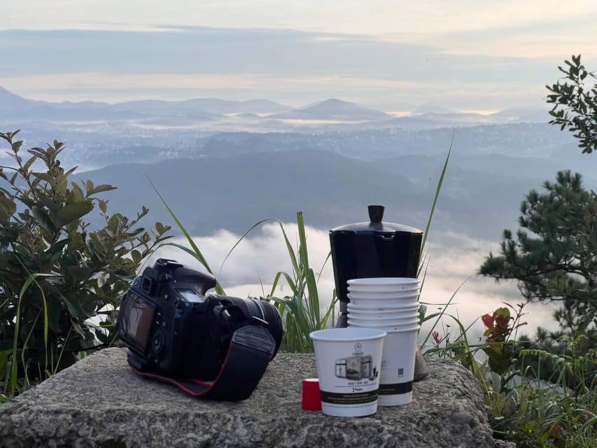 Dalat: Hiking the Mountain to Observe the Cloud and Sunrise - Recommended Gear and Items