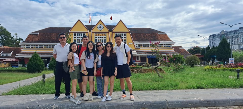 Dalat Winery and Tea Tour - Wine Tasting at Lado Winery