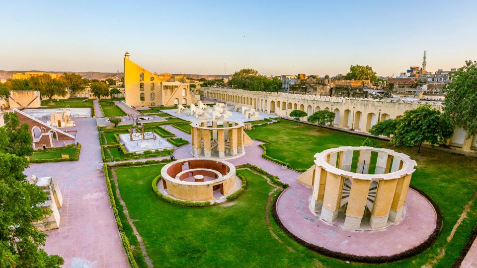 Delhi: Jaipur, Amber Fort & Jantar Mantar Private Day Tour - Tips for a Great Experience