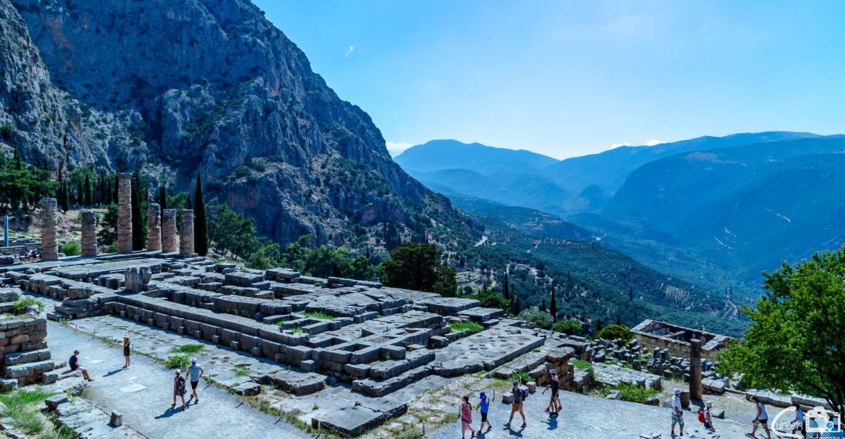 Delphi & Hosios Loukas Monastery Private Day Tour Plus Lunch - Exploring Delphi Archaeological Site