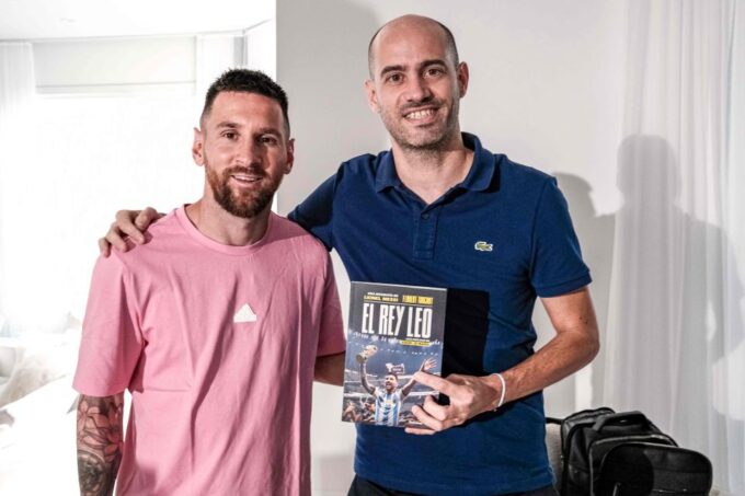 Discover Leo Messis Secrets at Barça Café in Camp Nou - Language Options