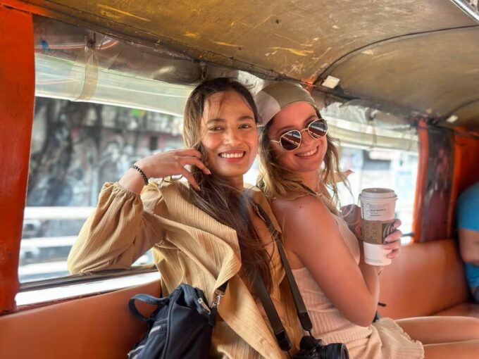 Discover Real Manila With Venus - Authentic Manila Experience