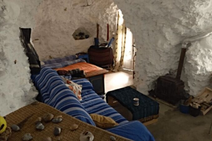 Discover the Caves of San Miguel and Sacromonte Private Tour - Explore Self-Sustainable Caves