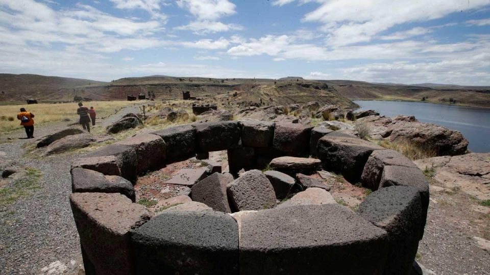 Discover the Celestial Wonder of Sillustani: Towers of Time - Essential Tips for Visitors