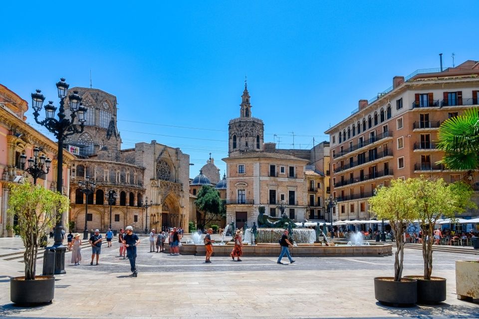 Discover Valencia's Romantic Side On Foot - Frequently Asked Questions