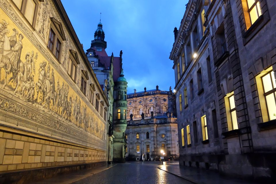 Dresden: Shared Small Group Walking Tour in English - Accessibility Information