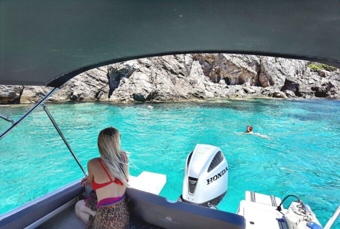 Dubrovnik: Blue Cave & Sunj Beach Boat Tour With Drinks - Meeting Point and Logistics