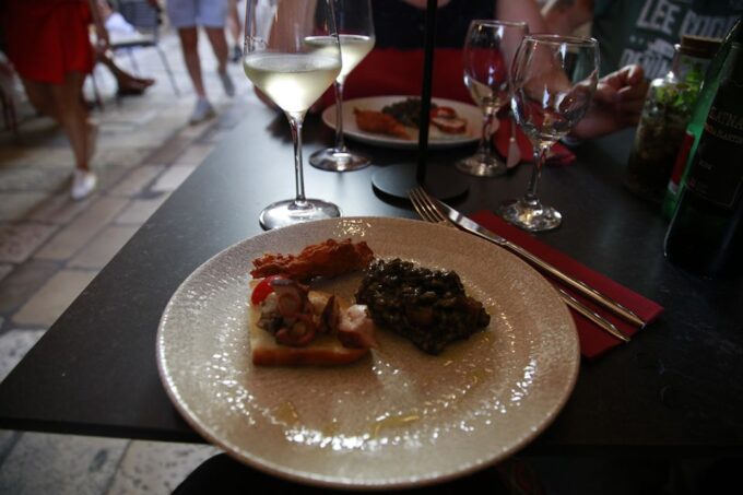 Dubrovnik: Old Town Food Tour - Inclusions and Restrictions