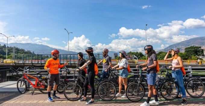 E-bike & Foodie Tour! - Booking and Cancellation Policy