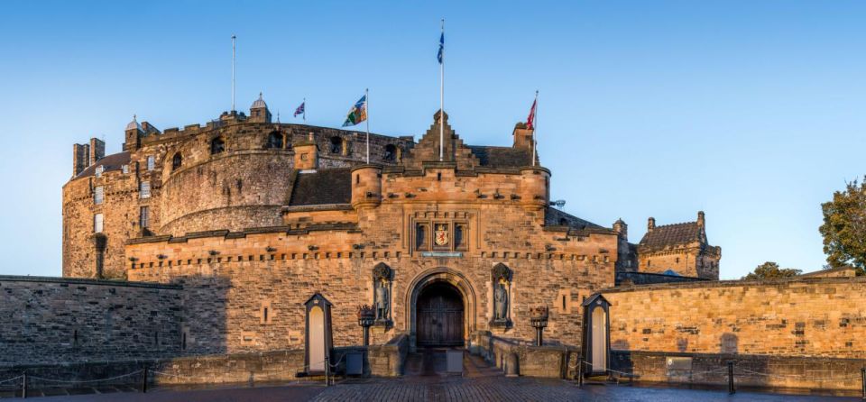 Edinburgh Castle Walking Tour With Skip-The-Line Access - Customer Reviews and Testimonials