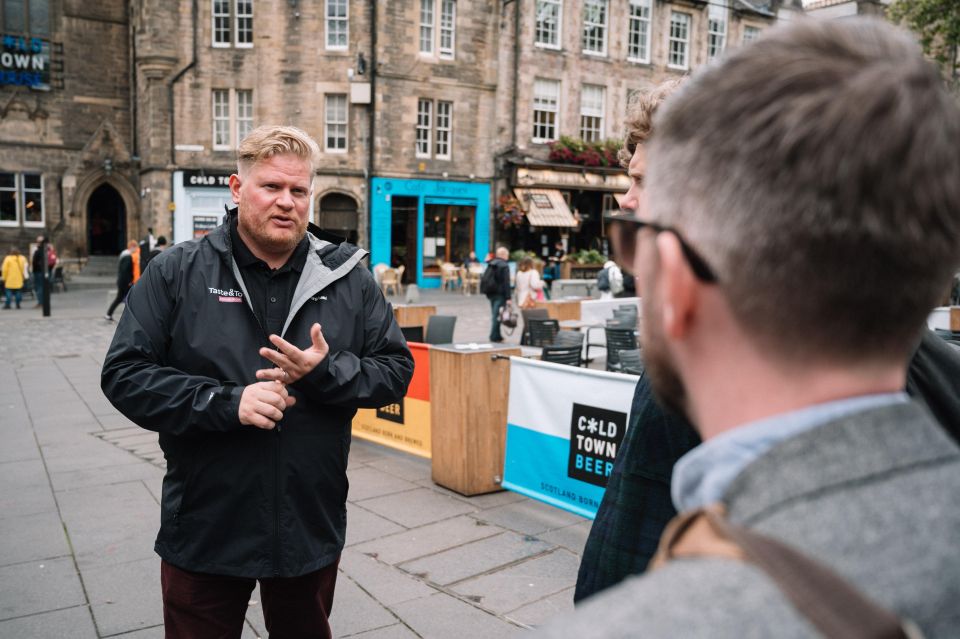 Edinburgh: Food Tour With Drinks - Tour Accessibility Features