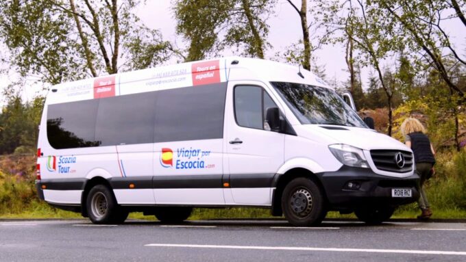Edinburgh: Rosslyn Chapel and Hadrian's Wall Tour in Spanish - Customer Reviews