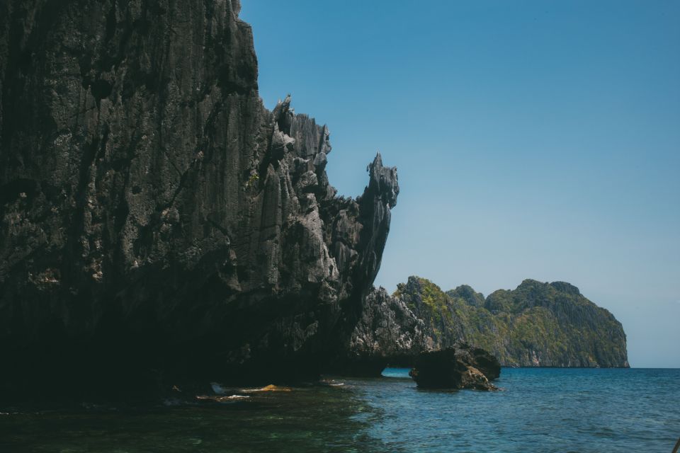 El Nido: Full-Day Premium Island Hopping Catamaran Cruise - Weather Conditions and Cancellation Policy