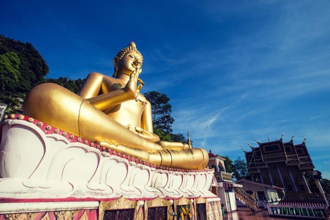 Enjoy the Merit of 9 Famous Temple in Phuket. - Included Services for the Tour