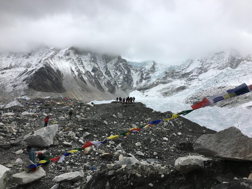 Everest Base Camp Trek by Helicopter Return -11 Days - Trekking Seasons in Nepal