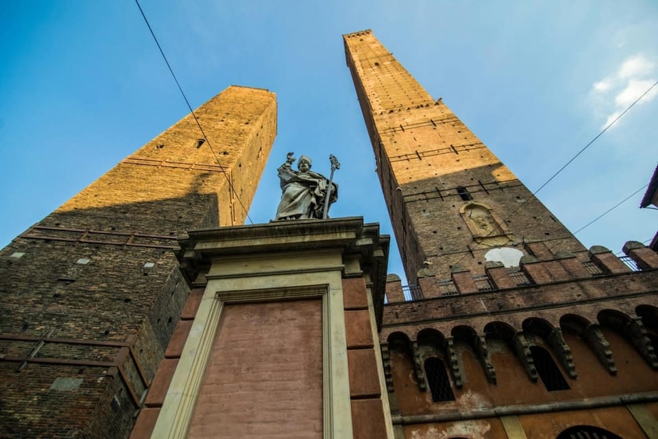 Experience Enchanting Bologna: Private Walking Tour - Customer Reviews and Ratings