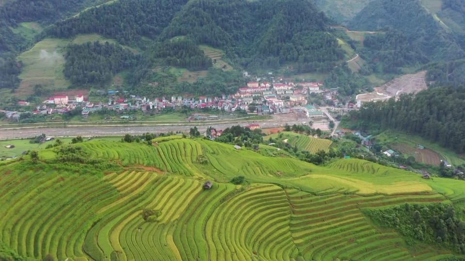 Explore Cultural Unique of Mu Cang Chai - Transportation and Accommodation