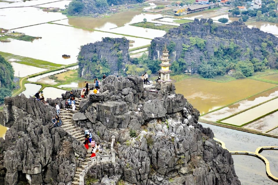 Explore Ninh Binh Hoa Lu Tam Coc Mua Cave & Cycling - Hiking to Mua Cave