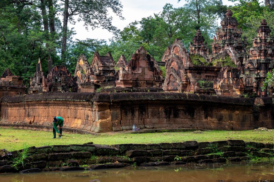 Explore the Majesty of Angkor Wat: A Memorable 2-Day Tour - Booking and Cancellation Policies