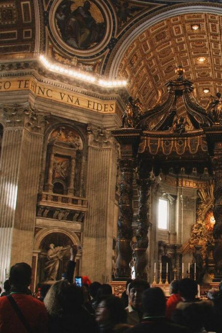 Exploring Saint Peters Basilica: A Walking Tour of Vatican - Vatican Grottoes and Dome Climb