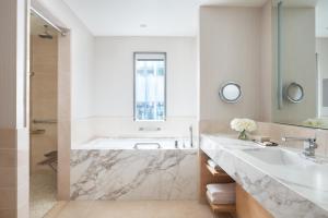 Four Seasons Hotel Seattle - House Rules and Policies