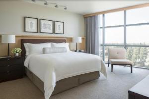 Four Seasons Hotel Silicon Valley at East Palo Alto - Frequently Asked Questions