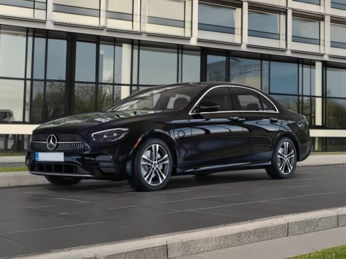 Frankfurt: Private Transfer To/From Airport and City - Customer Support and Flexibility