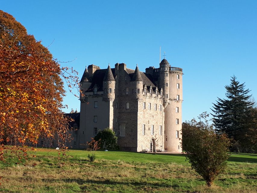 From Aberdeen: Castles, Whisky and Food Tasting Tour - Local Food Sampling