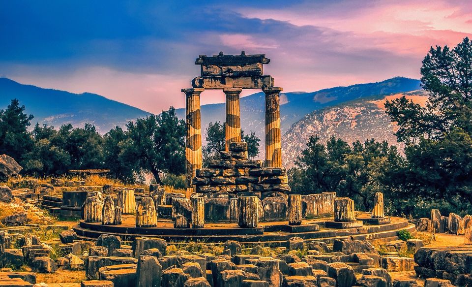 From Athens: Delphi and Meteora 2-Day Tour With Hotel - Dress Code Guidelines