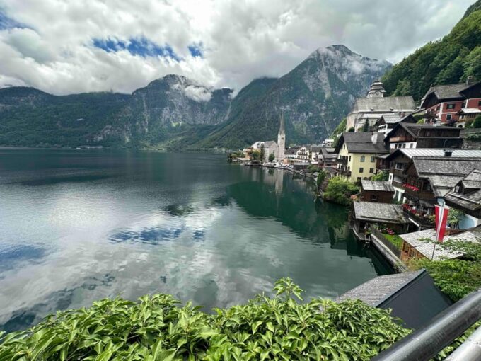 From Bratislava: Melk, Hallstatt and Salzburg Day Tour - Tips for an Enjoyable Experience