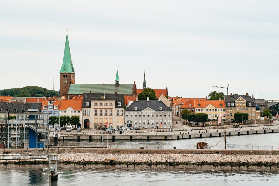 From Copenhagen: Lund and Malmö 2-Country Tour - What to Bring