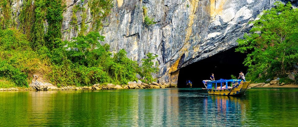 From Dong Hoi:Phong Nha, Paradise Cave Day Trip With Lunch - Group Size and Guide