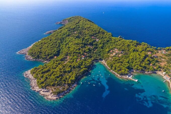 From Dubrovnik: Elaphite Islands Day Trip With Lunch - Meeting and Logistics