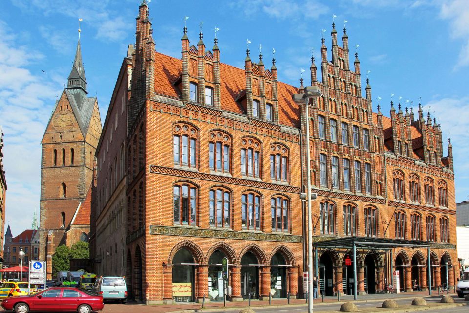 From Hamburg: Private Guided Day Trip to Hanover - Tour Meeting Point and Duration