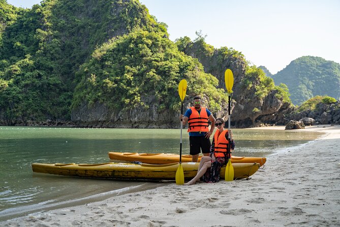 From Hanoi: 2D1N Ha Long Bay Deluxe Cruise With Bus Limousine - Meeting and Pickup Information