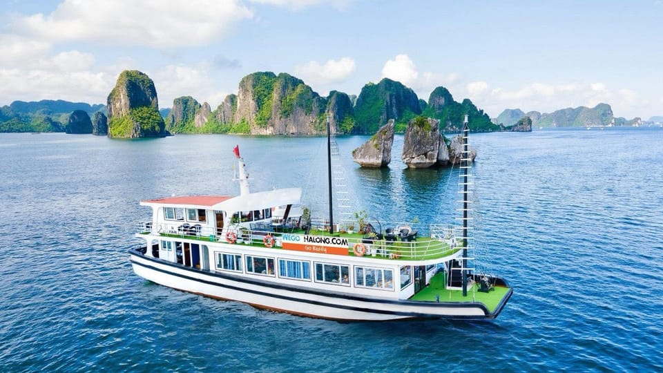 From Hanoi: Explore Ha Long Bay in 1 Day - Exploring Sung Sot Cave