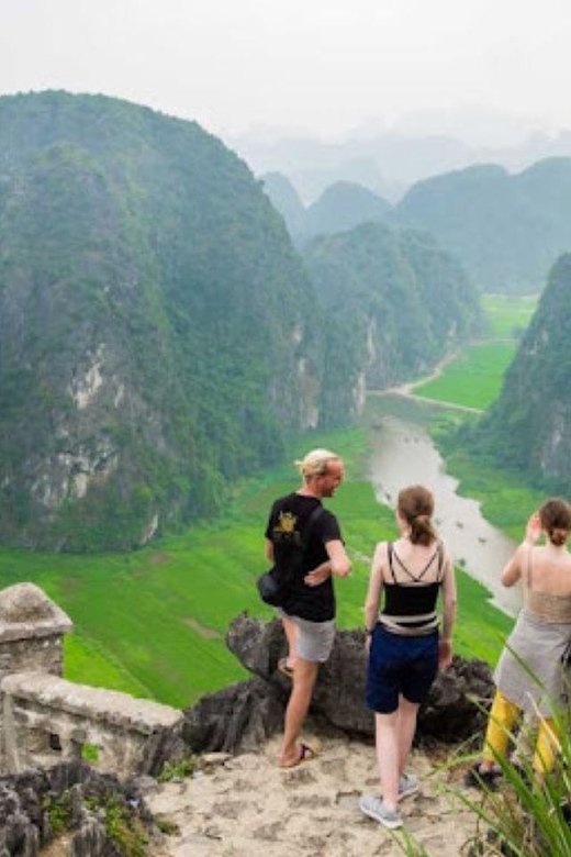 From Hanoi: Hoa Lu- Tam Coc- Mua Cave With Limousine - Tam Coc Boat Trip