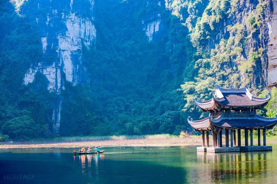 From Hanoi: Visit Hoa Lu & Trang An/ Tam Coc & Mua Caves - Visiting Hoa Lu