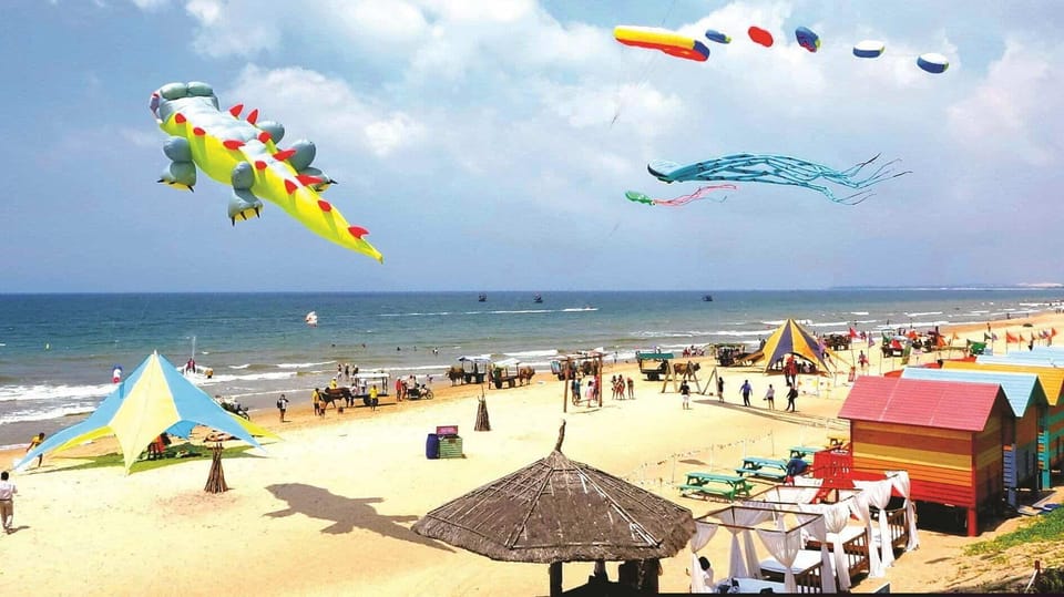 From Ho Chi Minh: Group Tour Mui Ne Beach 1 Day - Transportation Details