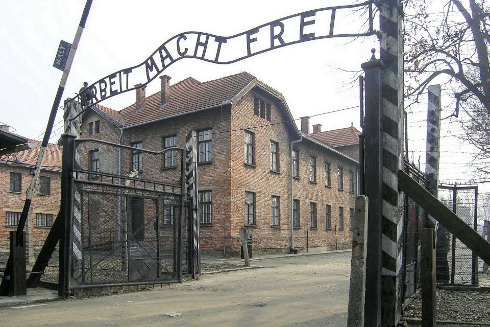 From Krakow: Auschwitz-Birkenau Guided Tour & Pickup Options - Booking Process