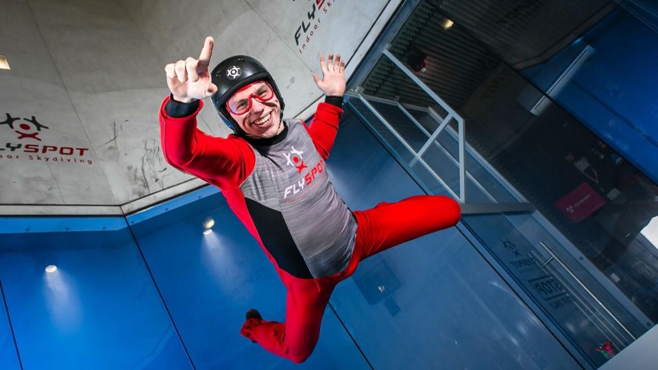 From Krakow: Indoor Skydiving Lesson With Private Transfer - Suitability Criteria