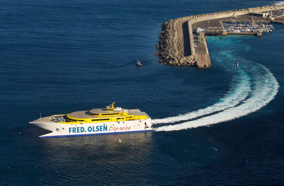 From Lanzarote: Round-Trip Ferry Transfer to Fuerteventura - Frequently Asked Questions