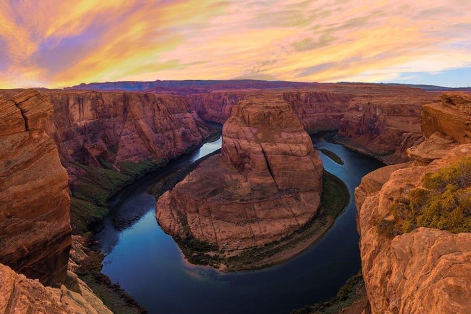 From Las Vegas: Antelope Canyon and Horseshoe Bend Day Trip - Recommended Packing List