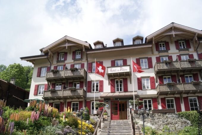 From Lausanne: Glacier 3000 Experience and Montreux - What to Bring